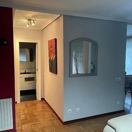 Apartamento Parque Del Oeste Oviedo Eksteriør billede