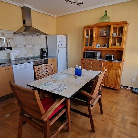 Apartamento Parque Del Oeste Oviedo Eksteriør billede